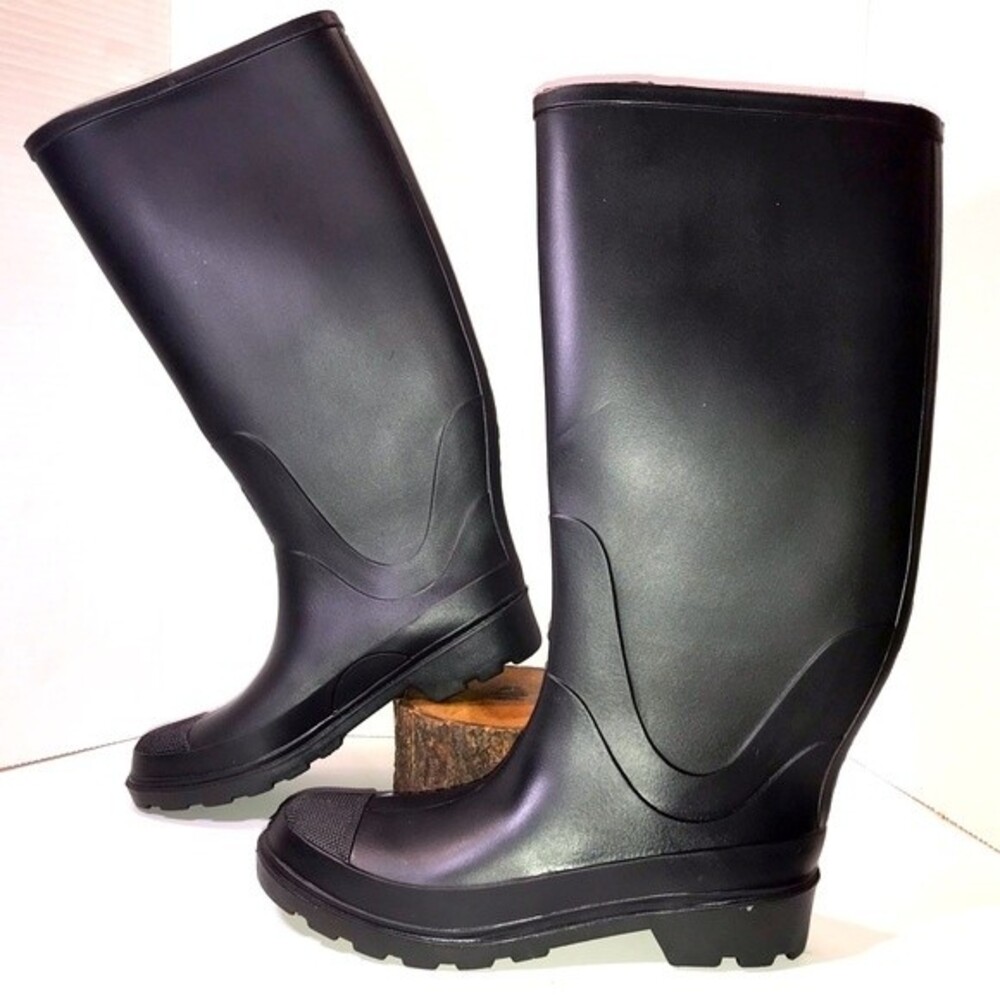 Made In USA 100% Water Proof Tall Rain or Snow Boots // Size 8.5 Woman & Men's 7